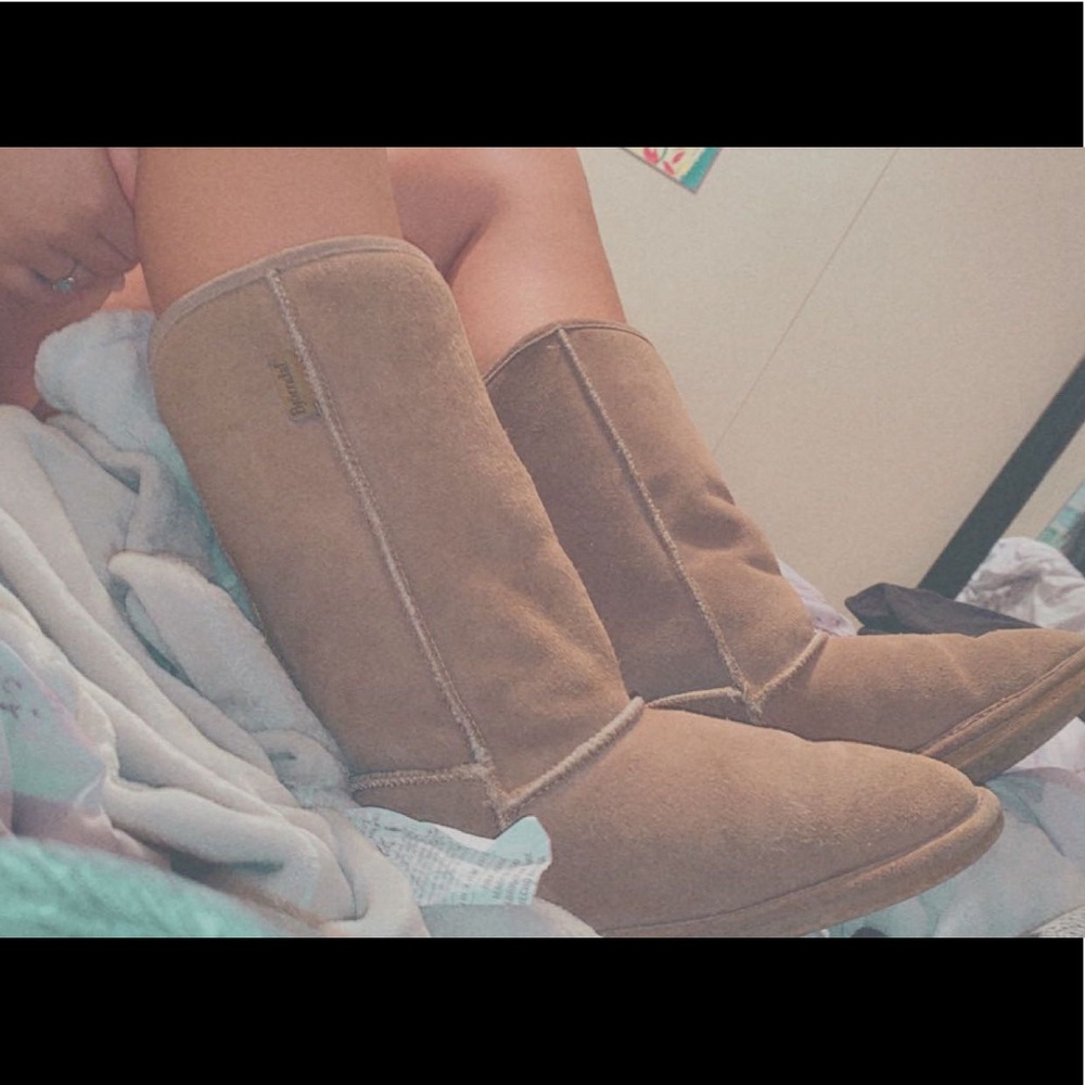 boots - Picture 2 of 2